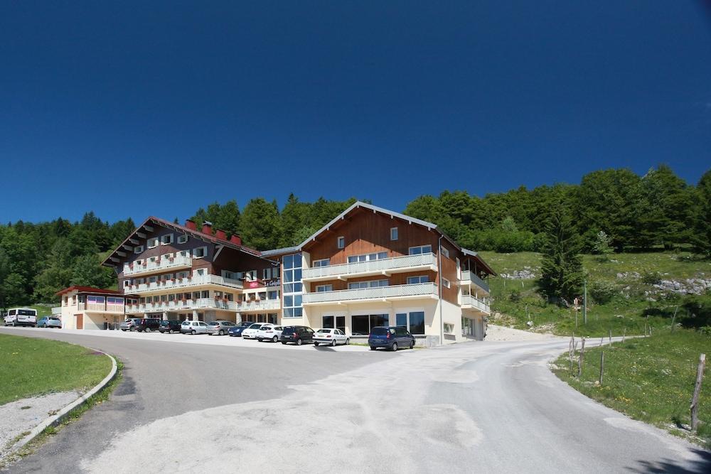 Village Vacances Le Grepillon เลรูส ภายนอก รูปภาพ